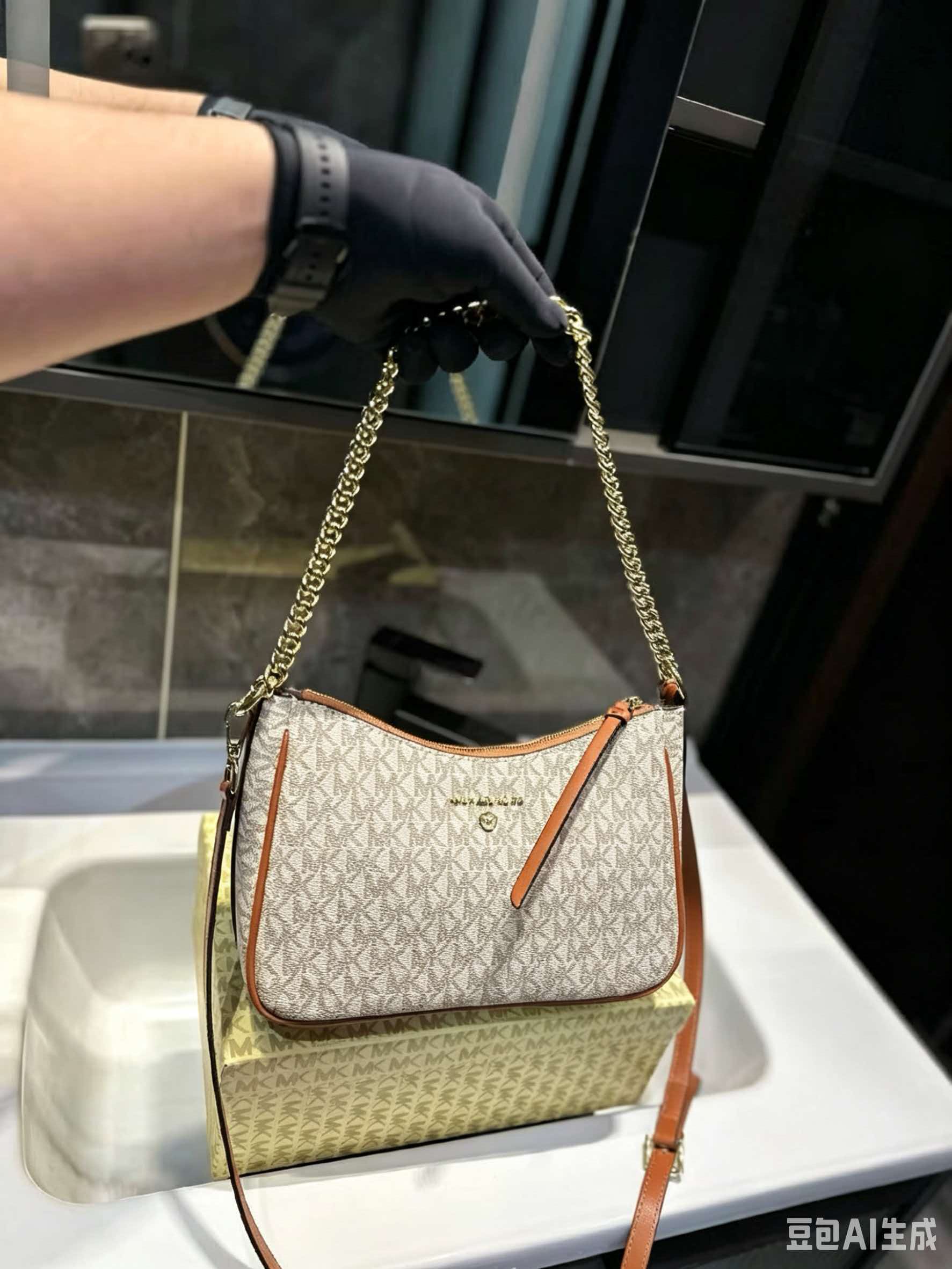 Women'S Bags Michael Kors - حقيبة ماهجونغ صغيرة للسفر من ماركة