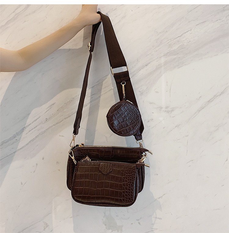 Women'S Bags Jacquemus - حقيبة كتف نسائية بطبعة جلد التمساح،