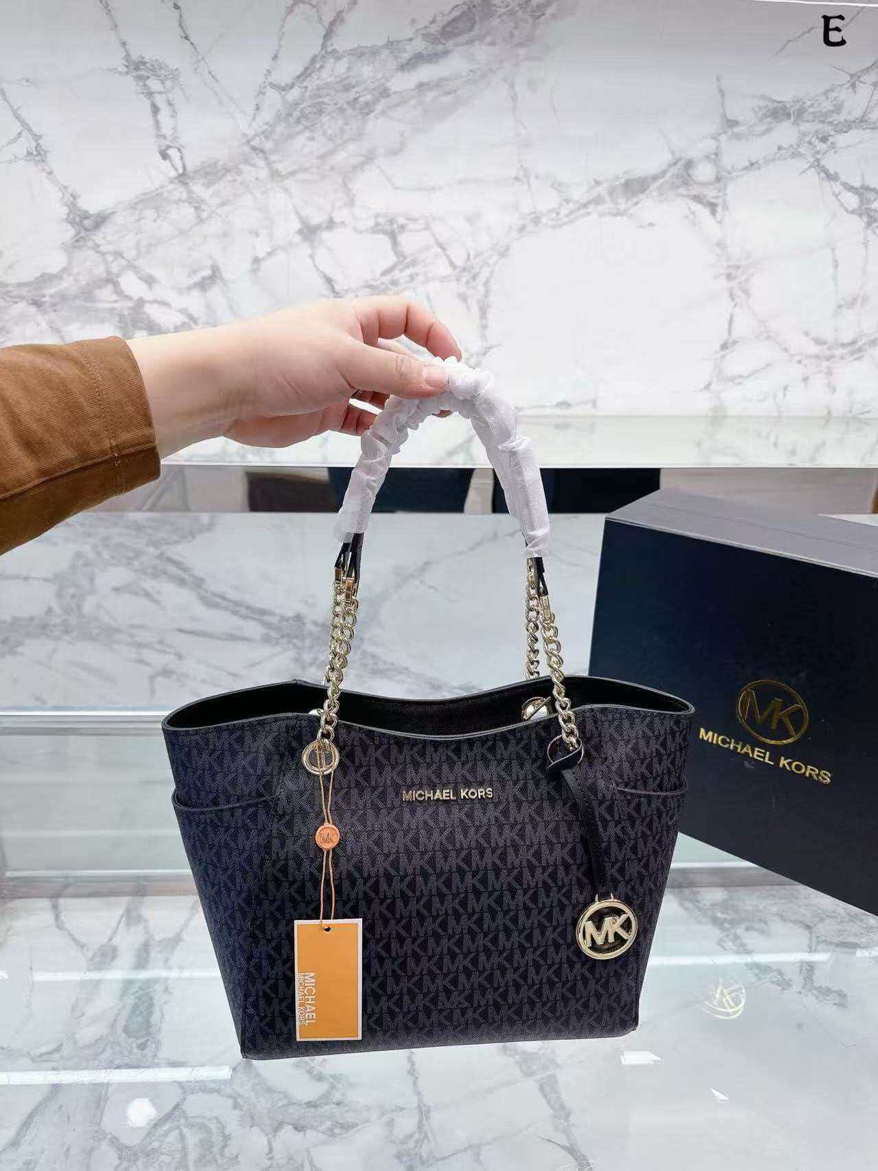 Women'S Bags Michael Kors - حقيبة سفر مايكل كورس جيت سيت