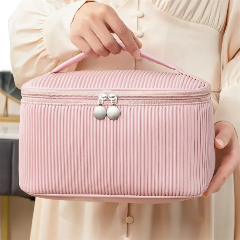 حقيبة مكياج لطيفة من جلد البول - مراجعة Women Bags Leather وسعره