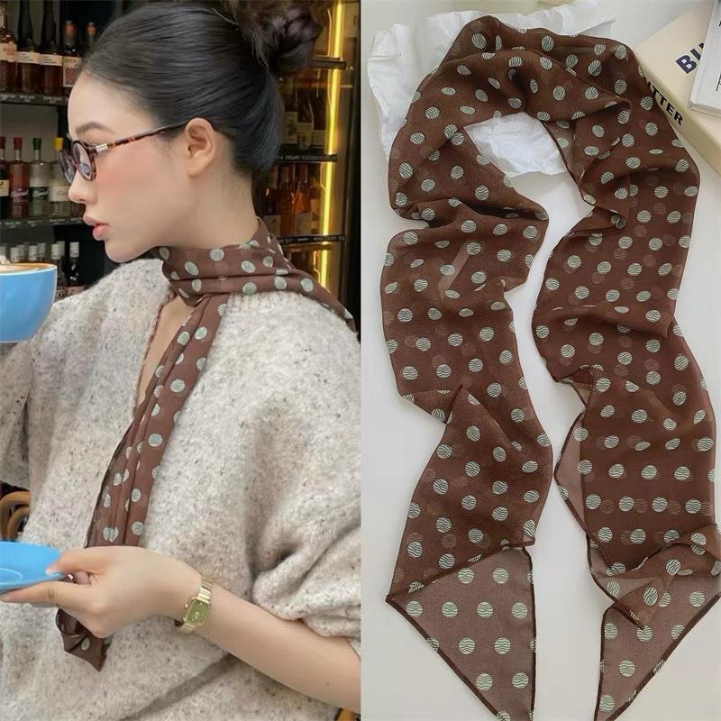 وشاح حريري رفيع بنقشة الزهور و - مراجعة Women'S Retro Bags وسعره