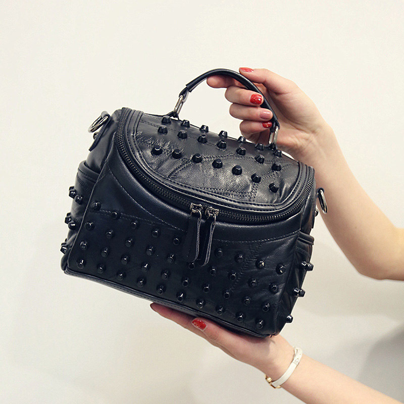 حقيبة نسائية فاخرة من الجلد ال - مراجعة Women'S Bags Jacquemus وسعره