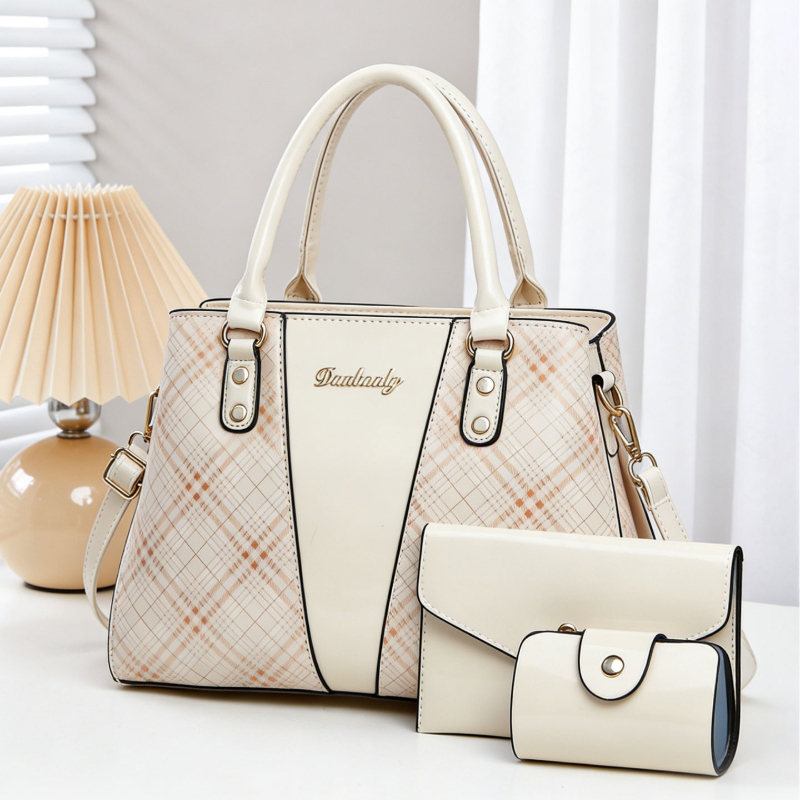 طقم حقائب نسائية من 3 قطع بتصم - مراجعة Women Bags Leather وسعره