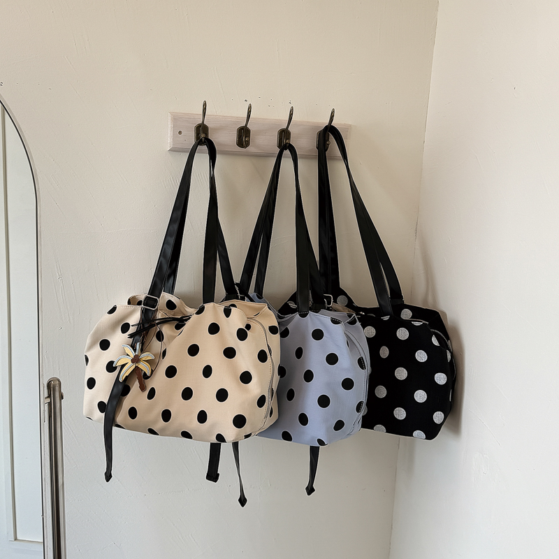 حقيبة يد نسائية متعددة الطبقات - مراجعة Women Handheld Bags وسعره
